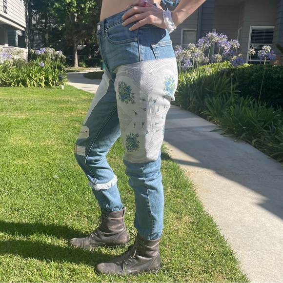 Erika Kelly Apparel Upcycled Everlane Skinny Jeans Patchwork & Lace Handsewn - Picture 9 of 17